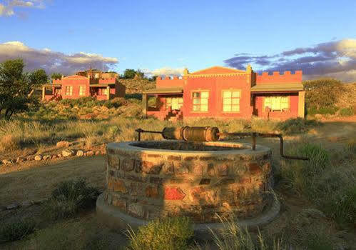Klein-Aus Vista Desert Horse Inn Exteriör bild